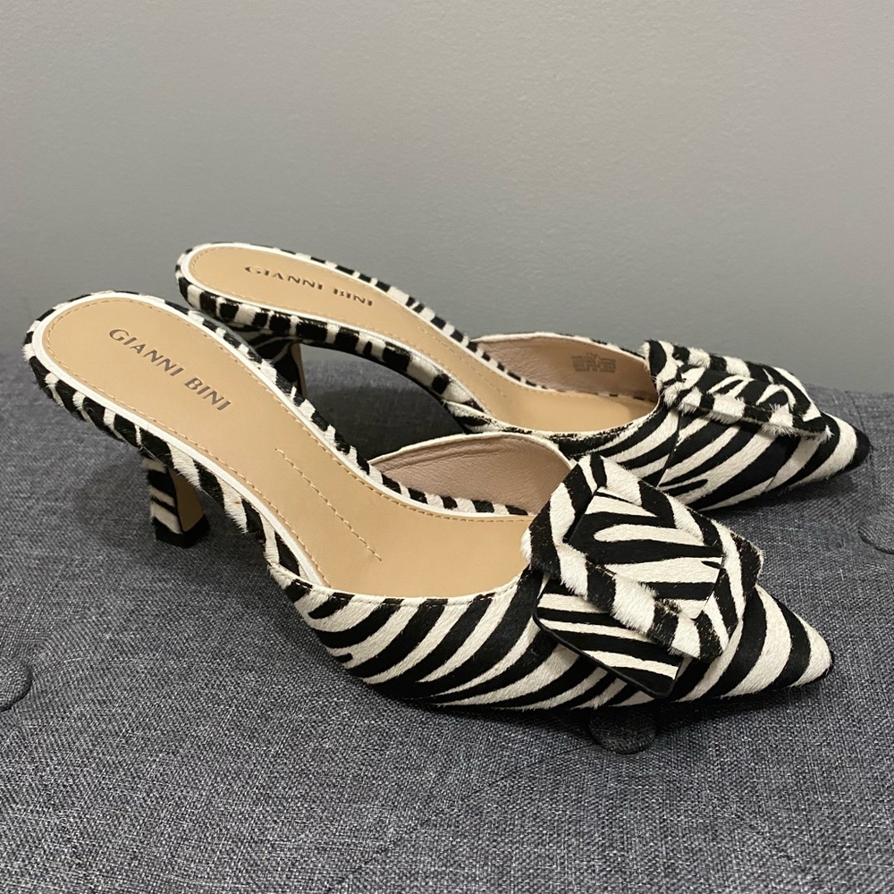 Gianni Bini Zebra Print Heels